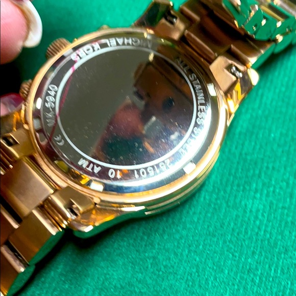 Authentic Michael Kors Unisex Watch